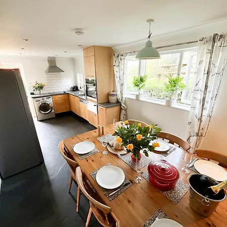 Holiday home Bro Tref
