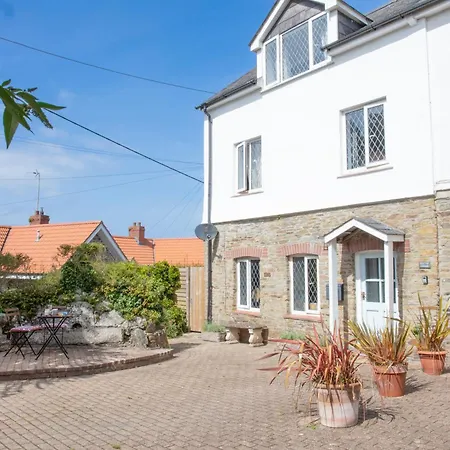 Bro Tref Holiday home *